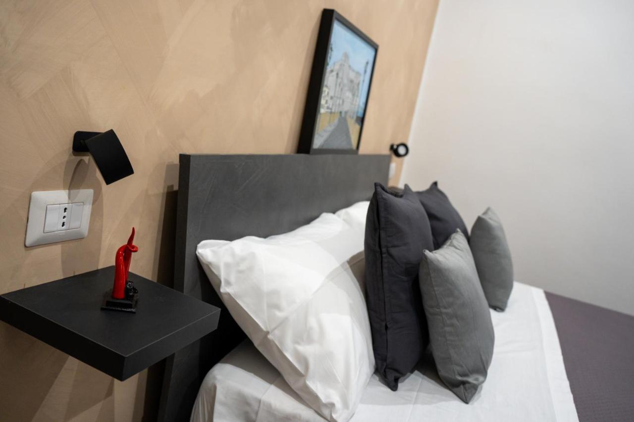 B&B Santa Lucy L.A.M. 나폴리 외부 사진